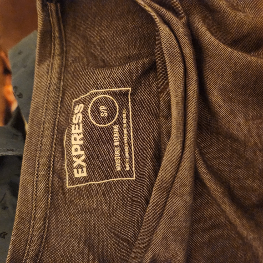 Gray Short Sleeve Shirt - Picture 2 of 2